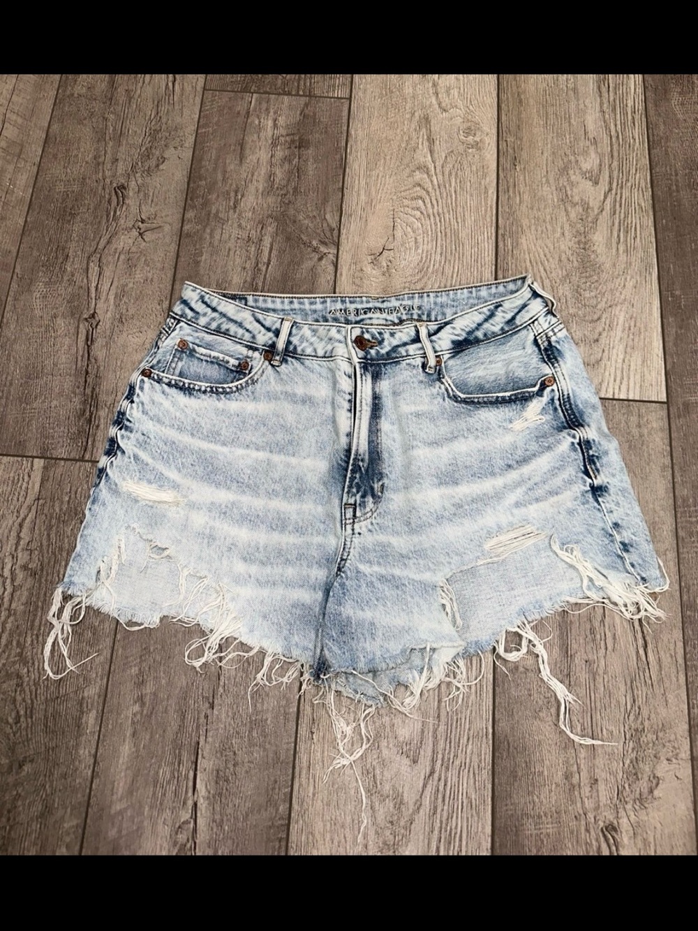 American Eagle Stone Wash Tomgirl Cut Off Shorts Size 12